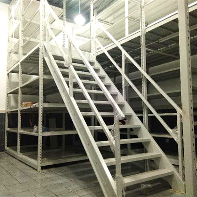 Étagère à plusieurs niveaux de système de plancher de mezzanine pris en charge par support léger d&#39;entrepôt