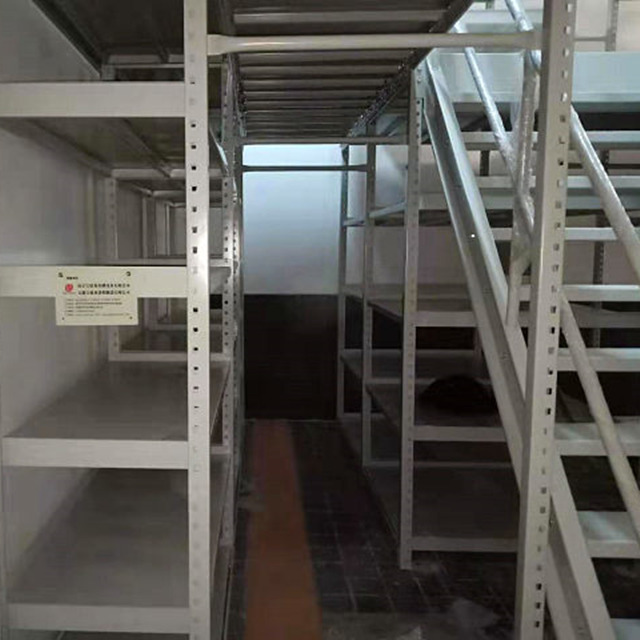 Étagère à plusieurs niveaux de système de plancher de mezzanine pris en charge par support léger d&#39;entrepôt